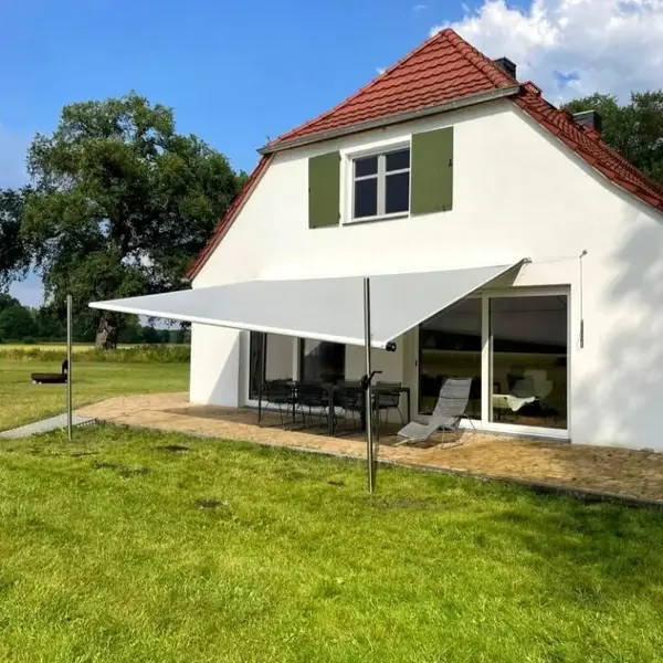 Manuell aufrollbares Sonnensegel für Terrasse