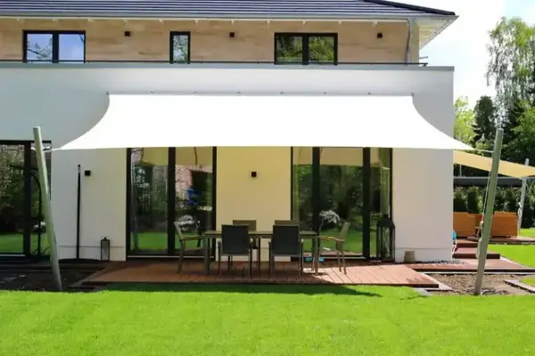 Sonnensegel für Terrasse in Nordrhein-Westfalen